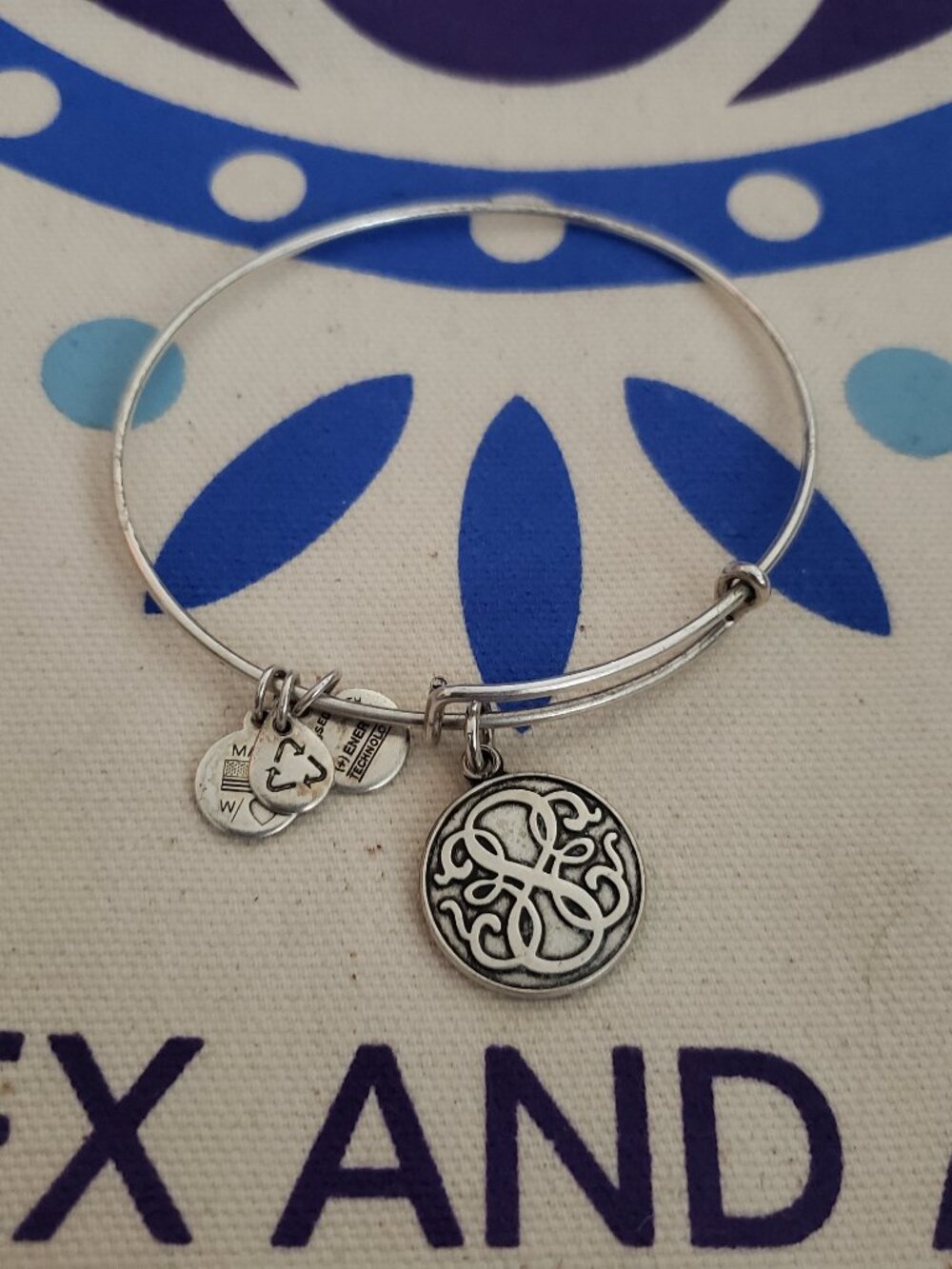 VGC Alex and Ani Path Of Life Bracelet Bangle Silver 65